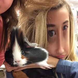 Meet your Posher, Chloe